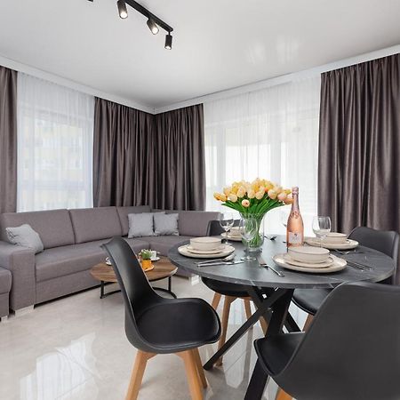 Sun Towers Lux Apartments By Renters Prestige Świnoujście  Eksteriør billede